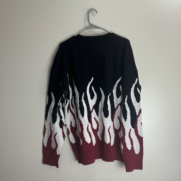 Maener Flame Sweater Size XL - Picture 3 of 6